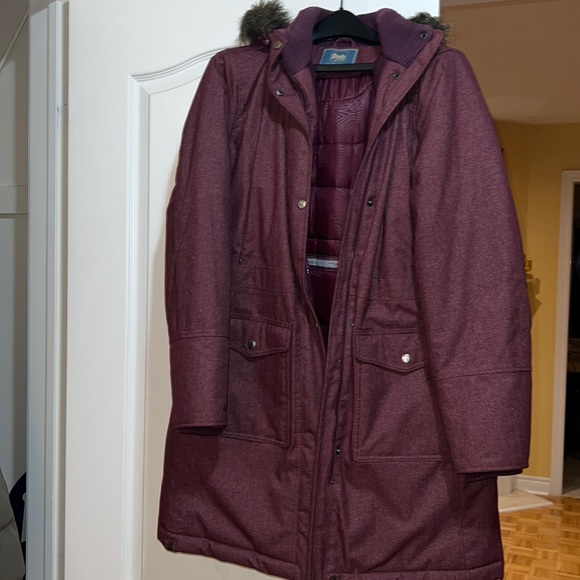 t max burgandy winter jacket - Picture 1 of 2